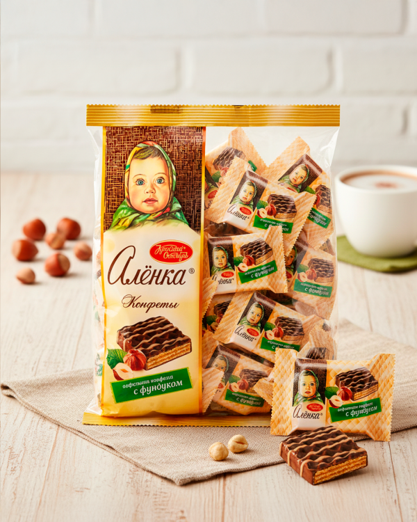 "АЛЁНКА" Вафельные конфеты с фундуком 200г